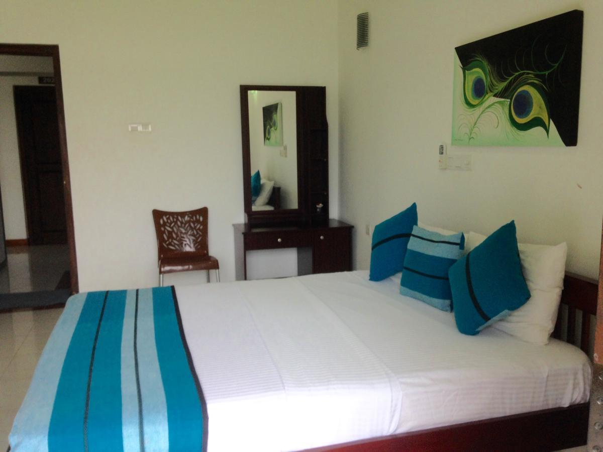 Serene View Tourist Rest Hotel Anuradhapura Exterior foto